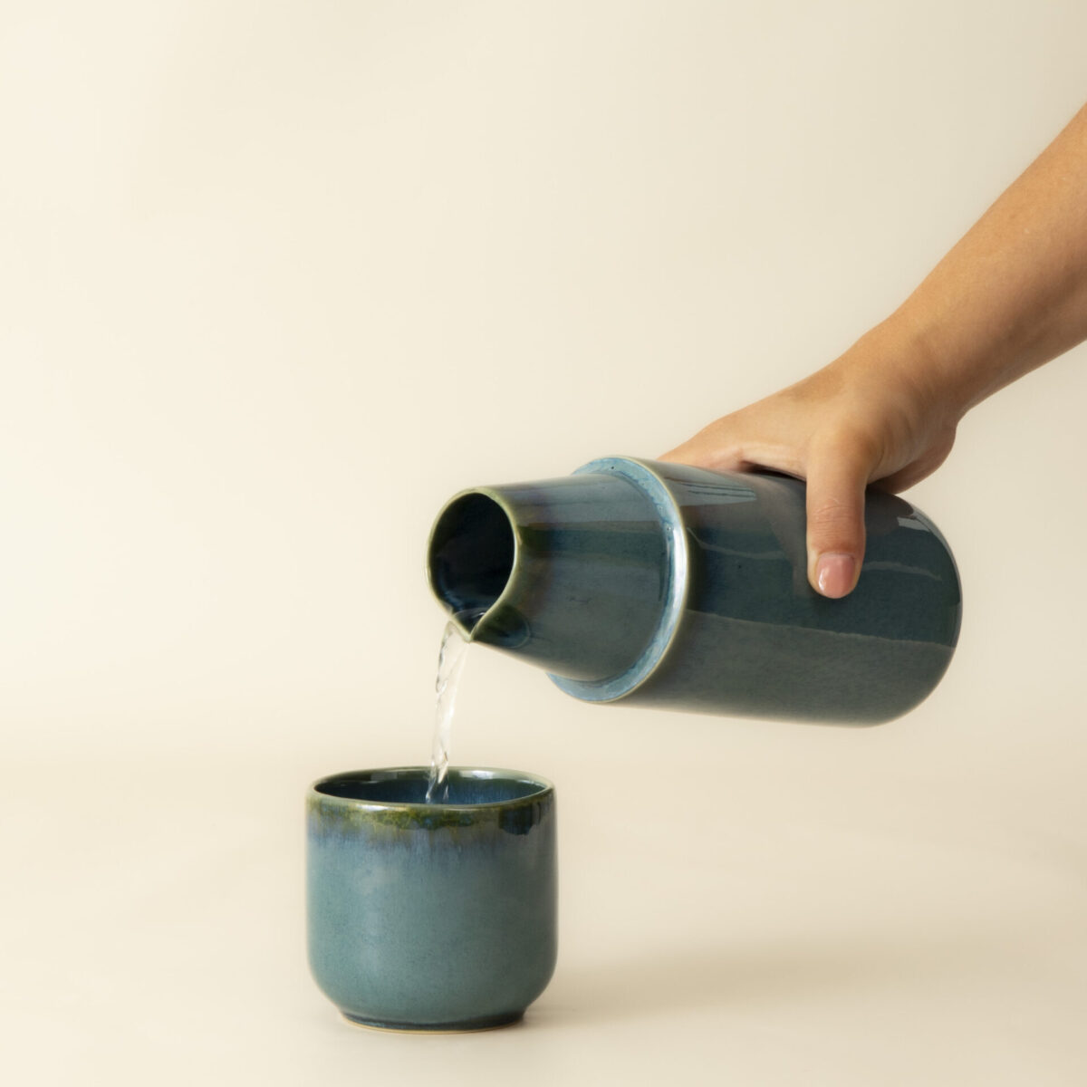 Set Bottle and Cup - Image 3