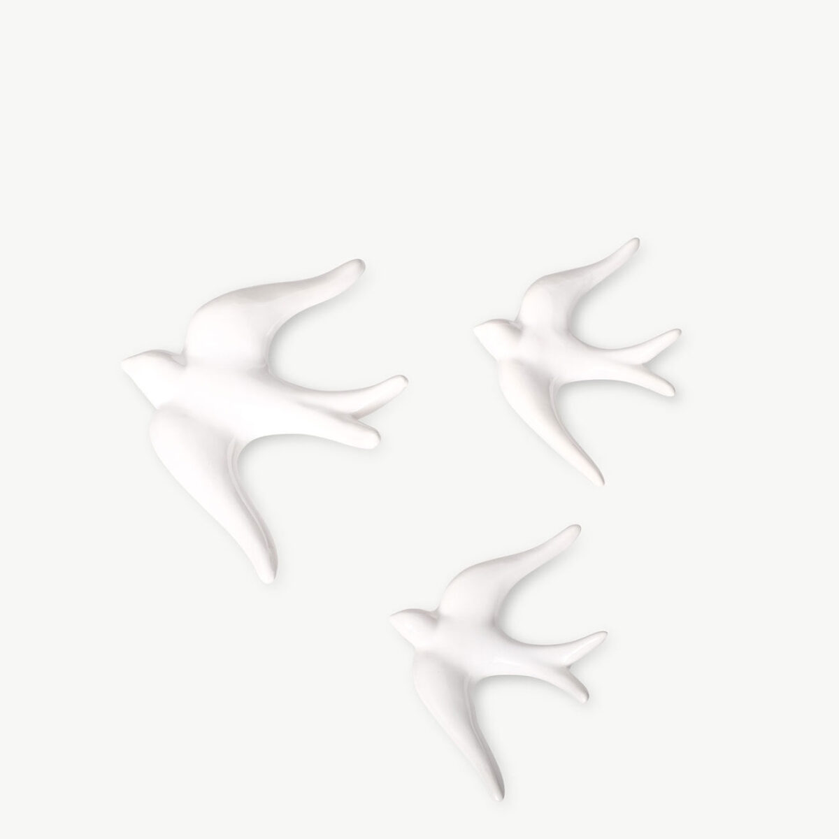 3 Swallows Glossy - Image 8